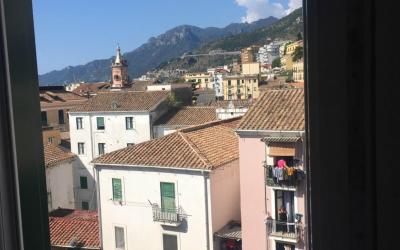 Camera Doppia con Letti Singoli e Bagno in Comune