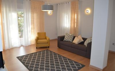 Appartamento con 3 Camere da Letto