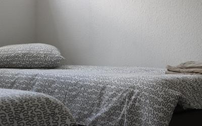 Chambre Double ou Lits Jumeaux avec Salle de Bains Commune