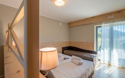 Camera Tripla con Vista Giardino