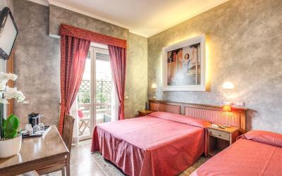 Camera Tripla con Balcone