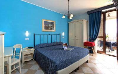 Camera Matrimoniale/Doppia con Letti Singoli