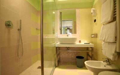 Camera Doppia con Letti Singoli