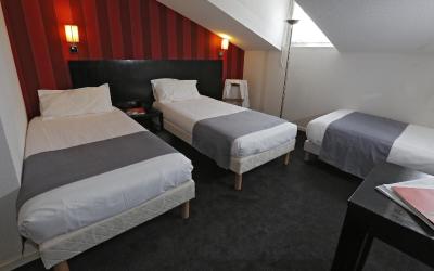 Chambre Double ou Lits Jumeaux Chambre Double ou Lits Jumeaux
