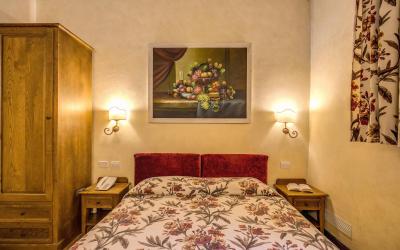 Camera Matrimoniale/Doppia con Letti Singoli
