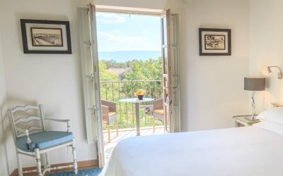 Chambre Double Supu00e9rieure avec Balcon Chambre Double Supu00e9rieure avec Balcon