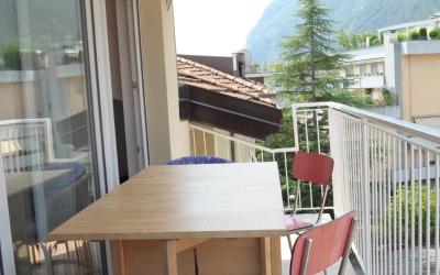 Appartamento con 2 Camere da Letto e Balcone
