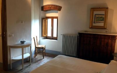 Camera Matrimoniale Standard con Bagno in Comune