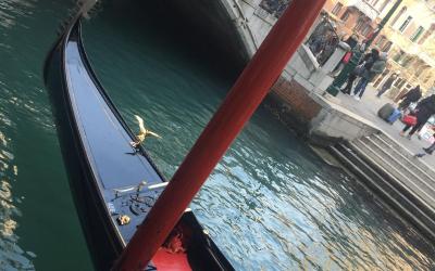 Camera Doppia con Letti Singoli e Bagno in Comune