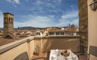 Camera Matrimoniale/Doppia con Letti Singoli con Balcone 