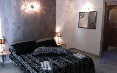 Chambre Quadruple - Vue sur Jardin et Piscine