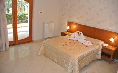 Camera Quintupla con Vista Giardino