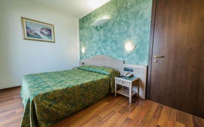 Camera Matrimoniale Elegance