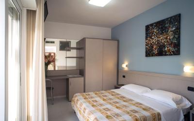 Camera Matrimoniale/Doppia con Letti Singoli con Balcone 