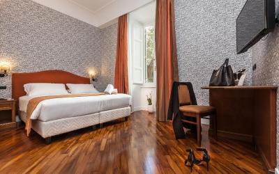 Camera Standard Matrimoniale/Doppia con Letti Singoli