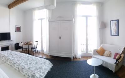Chambre Double ou Lits Jumeaux avec Salle de Bains Privative