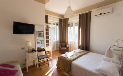 Camera Tripla con Balcone