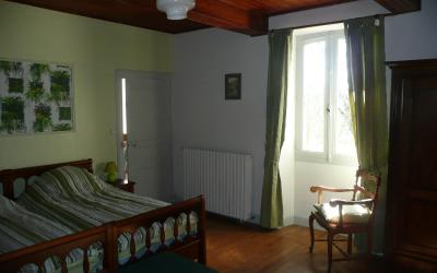 Chambre Double ou Lits Jumeaux avec Salle de Bains Chambre Double ou Lits Jumeaux avec Salle de Bains