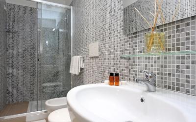 Camera Tripla con Vista Cittu00e0