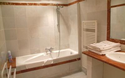 Chambre Double avec Salle de Bains Privative