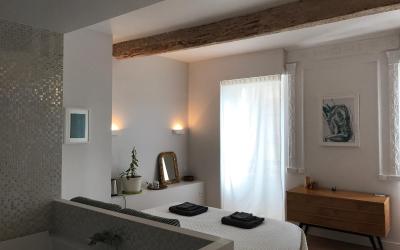 Chambre Lit King-Size avec Balcon