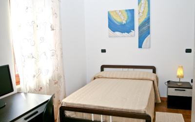 Camera Singola con Letto Matrimoniale alla Francese