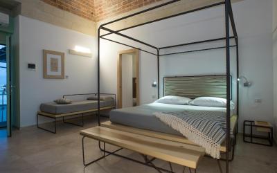 Camera Quadrupla Deluxe