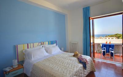 Camera Matrimoniale/Doppia con Letti Singoli con Balcone 