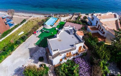 Villa Fronte Spiaggia 