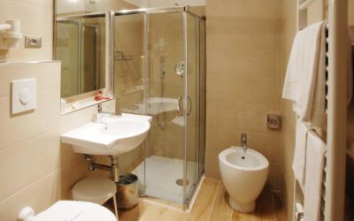 Camera Matrimoniale/Doppia con Letti Singoli