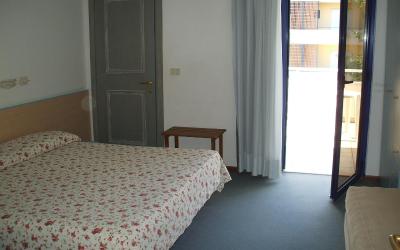 Camera Matrimoniale/Doppia con Letti Singoli