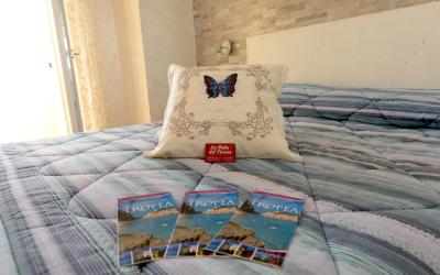 Camera Matrimoniale Superior con Balcone e Vista Mare