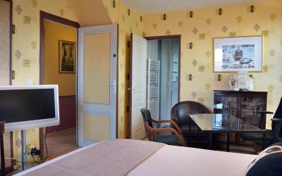 Chambre Double ou Lits Jumeaux Supu00e9rieure - Vue sur Jardin