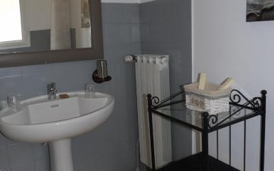 Chambre Double Confort avec Salle de Bains Privative Chambre Double Confort avec Salle de Bains Privative