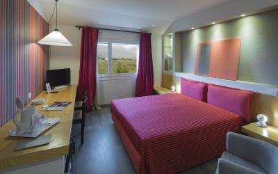 Camera Standard Matrimoniale/Doppia con Letti Singoli