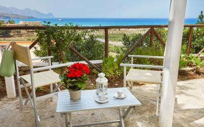 Appartamento con 1 Camera da Letto e Vista Mare e Patio