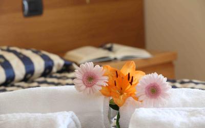 Camera Tripla Comfort