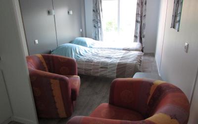 Chambre Lits Jumeaux avec Salle de Bains Privative