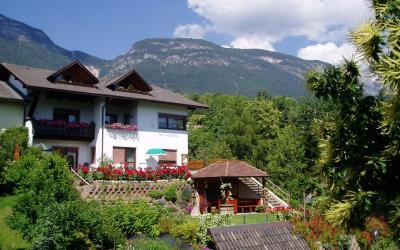 Appartamento con Vista Giardino