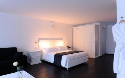 Camera Familiare (2 Adulti + 2 Bambini)