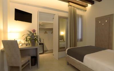 Camera Matrimoniale Piccola