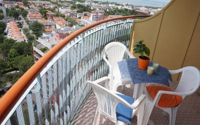 Appartamento Monolocale con Vista Mare