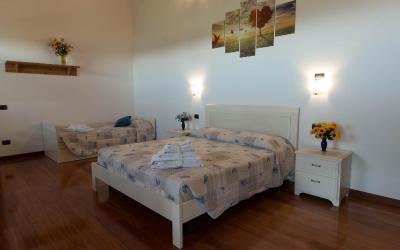 Camera Familiare con Balcone