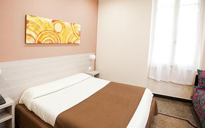 Camera Matrimoniale/Doppia con Letti Singoli