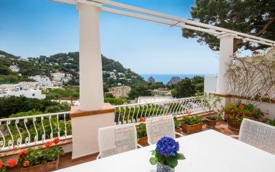 Appartamento con 2 Camere da Letto e Terrazza 