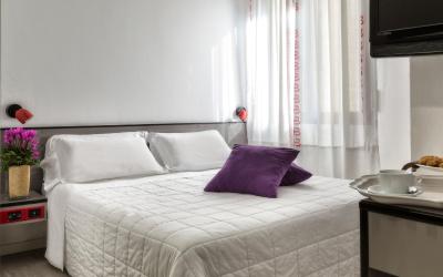 Camera Economy Matrimoniale/Doppia con Letti Singoli