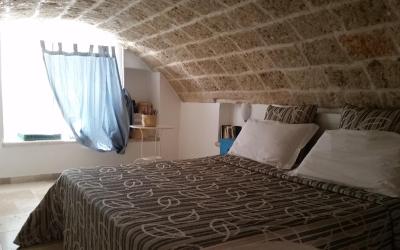 Camera Tripla Superior