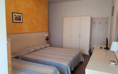 Camera Tripla con Vista Mare 