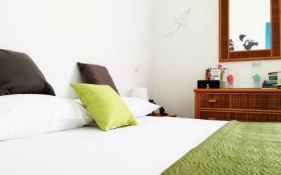 Camera Matrimoniale con Balcone e Vista Mare