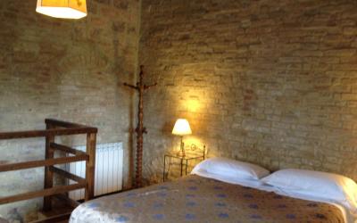 Appartamento su 2 Livelli con 1 Camera da Letto - Dependance 